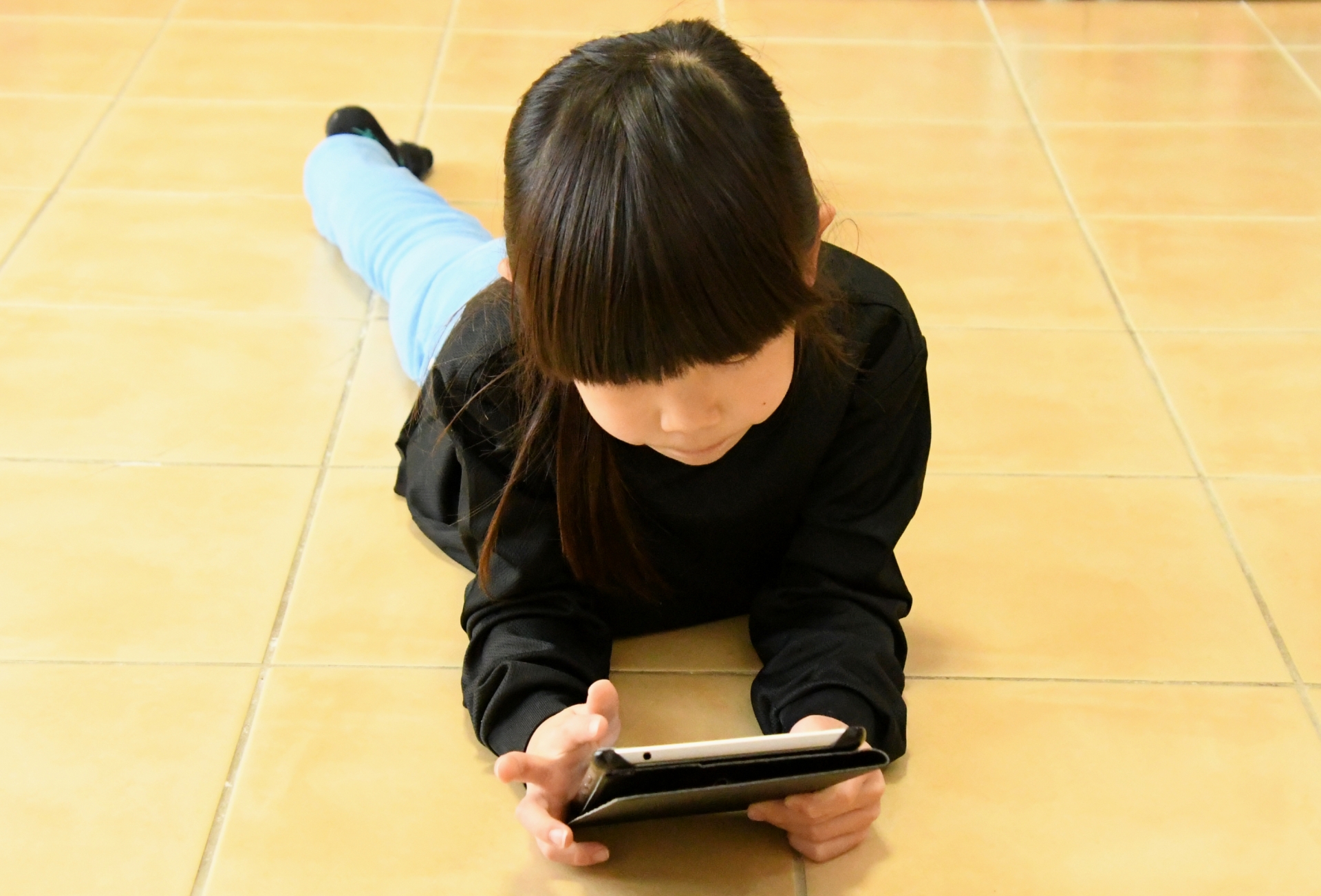 近視の8割は●●●から始まる！？